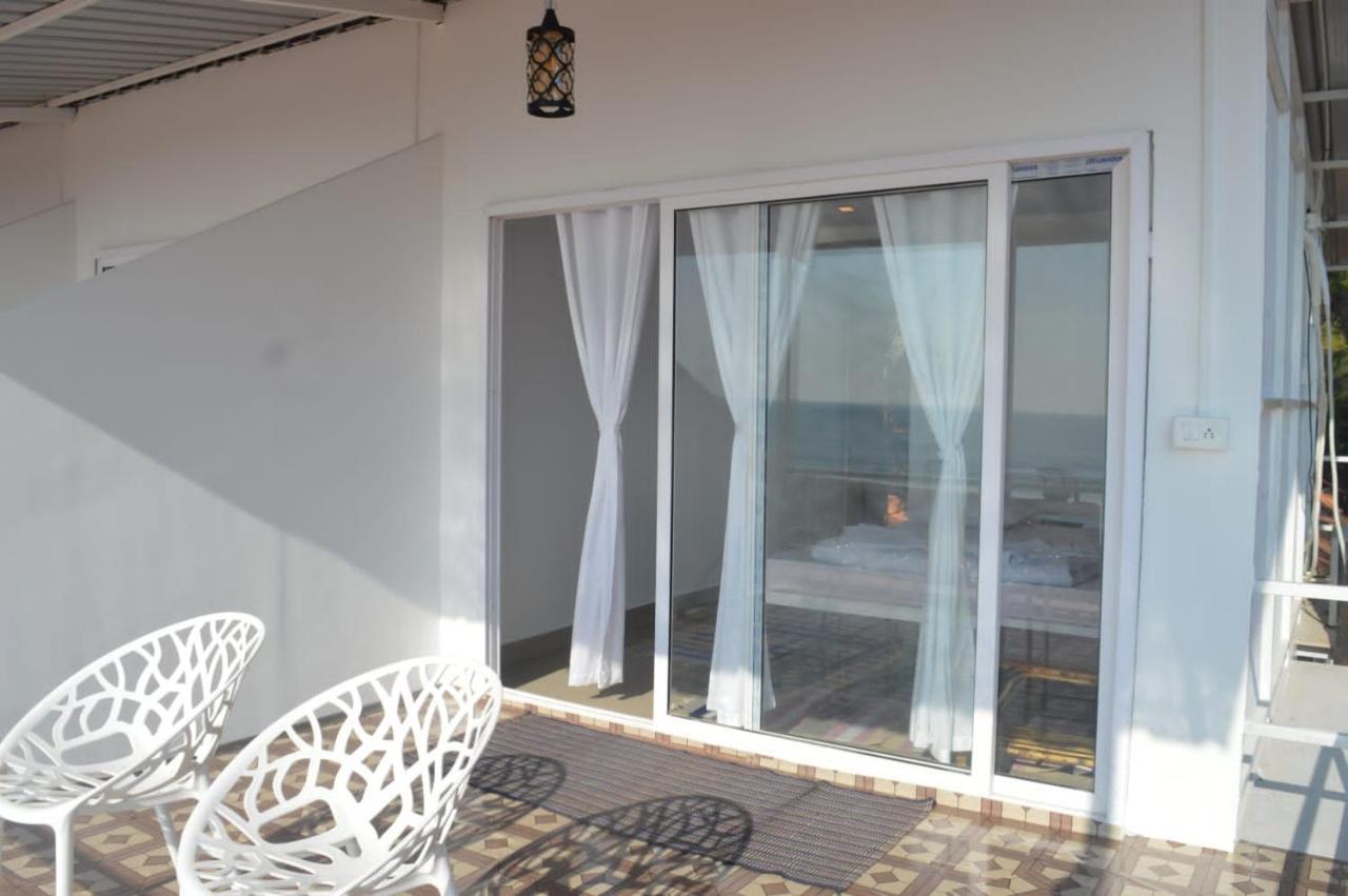 Baywatch Beach Resort Patnem Canacona Ngoại thất bức ảnh