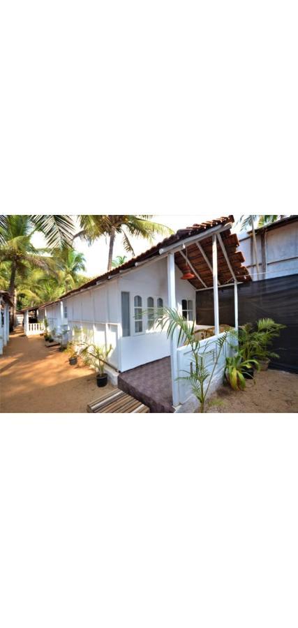 Baywatch Beach Resort Patnem Canacona Ngoại thất bức ảnh